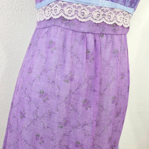 Vintage purple floral prairie dress dainty pastel cottagecore flutter sleeve 70s - Picture 6 of 7